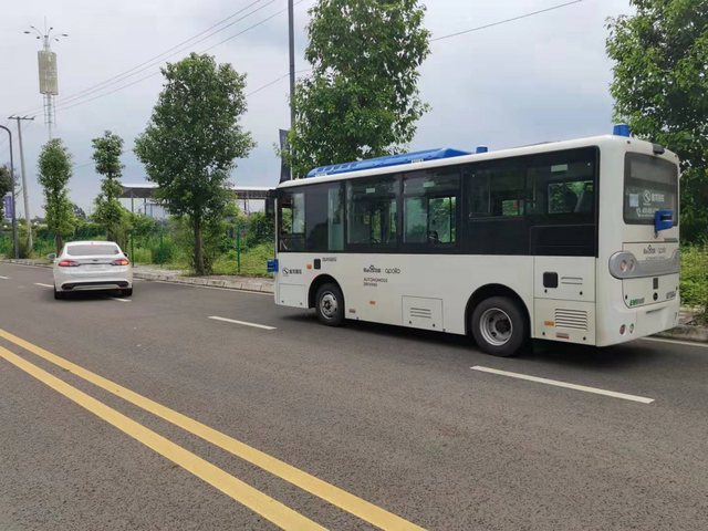 成都首批智能网联汽车路测号牌发放对弱电工程公司的影响